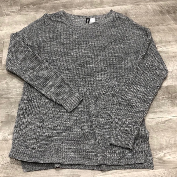 Basic Gray Sweater - Picture 2 of 6